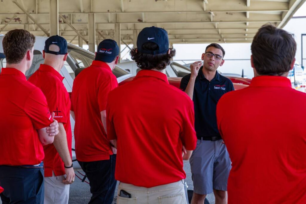 CFI teaching new pilots