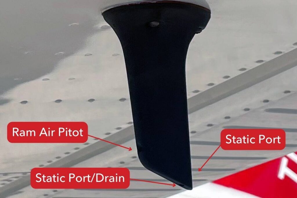 Pitot mast with labels