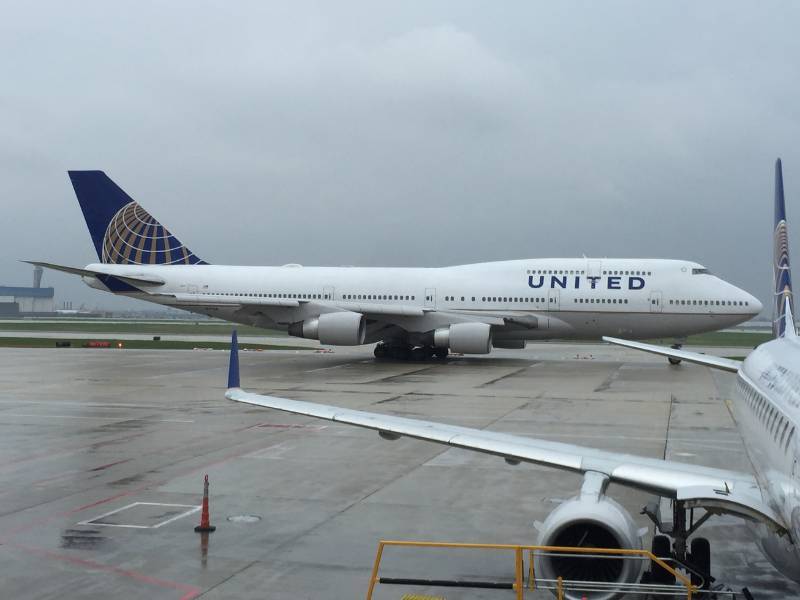 become a united airlines pilot