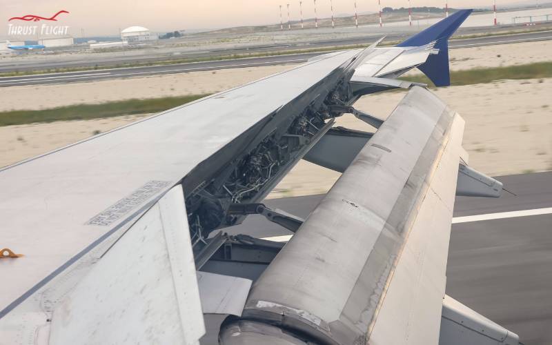 basics of flight - wings, ailerons, and flaps