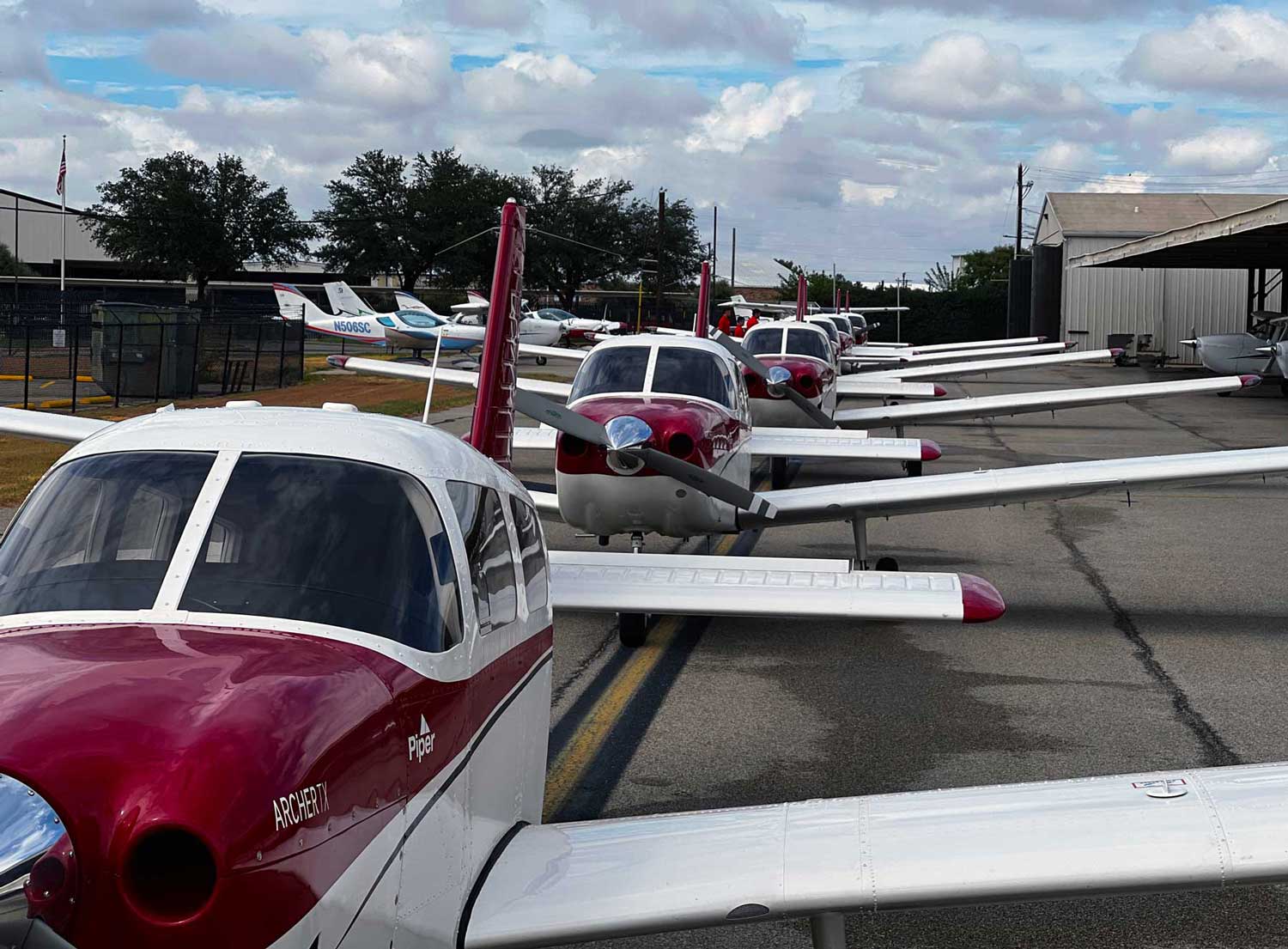Get your private pilot license in a Piper Archer