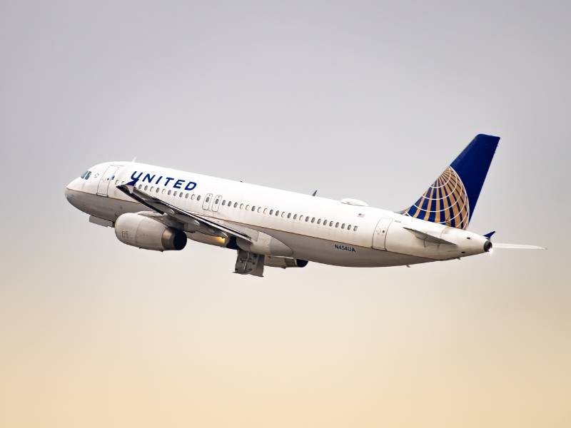 United Airlines Pilot Salary – Discover How Much They Earn