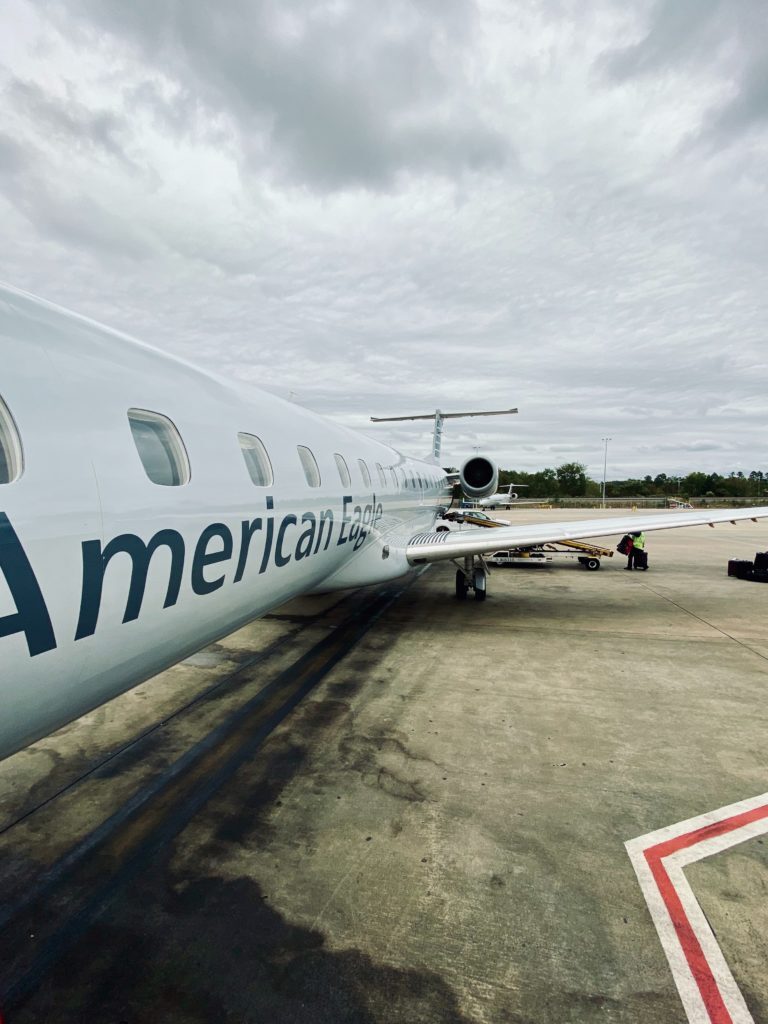 American Airlines jets lined up - American Airlines pilot hiring requirements