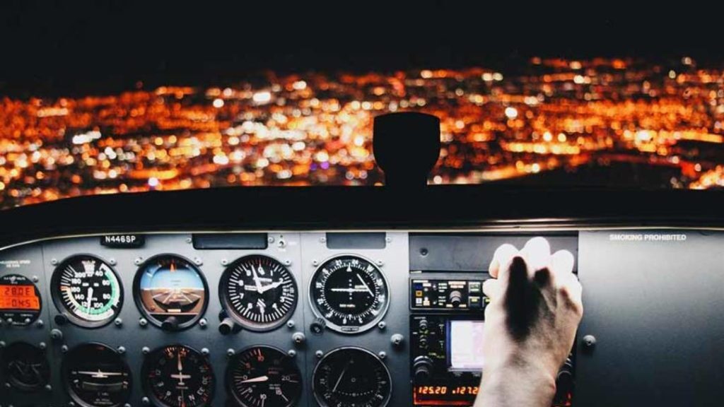 best Flashlights for pilots