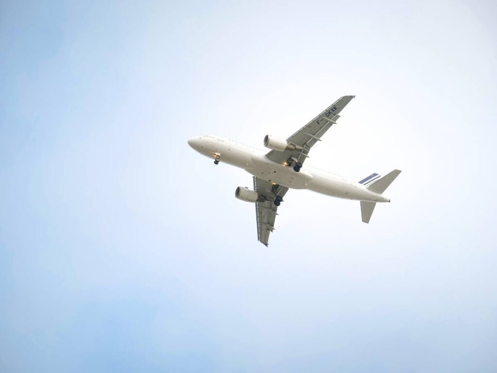 airline cruising altitude