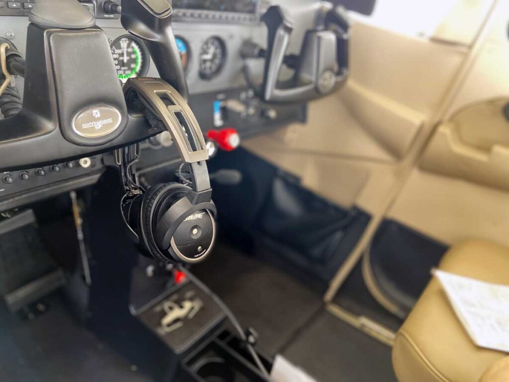 Bose A20 headset in the airplane