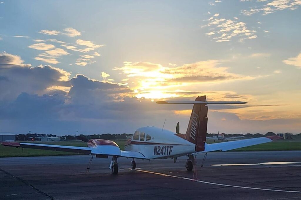 Take your multi-engine checkride in a piper seminole