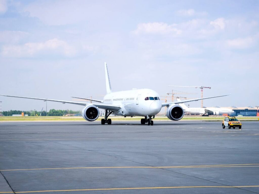 Boeing 787-10 Dreamliner