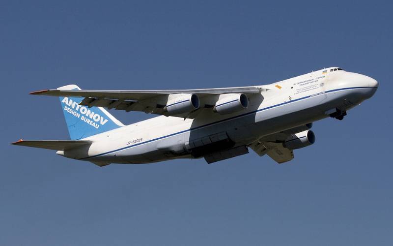 Antonov 124