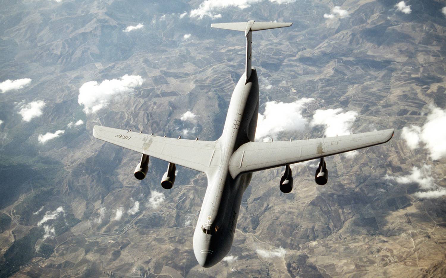 Top 19 Biggest Airplanes in the World