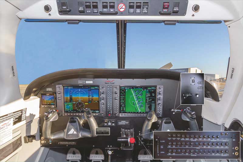 Piper Archer Cockpit with G1000 Avionics